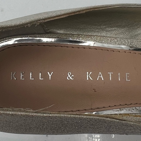 Kelly & Katie Gold Silver Sparkle Tibalt Peep Toe Heels Size 7 Women’s - Picture 2 of 8
